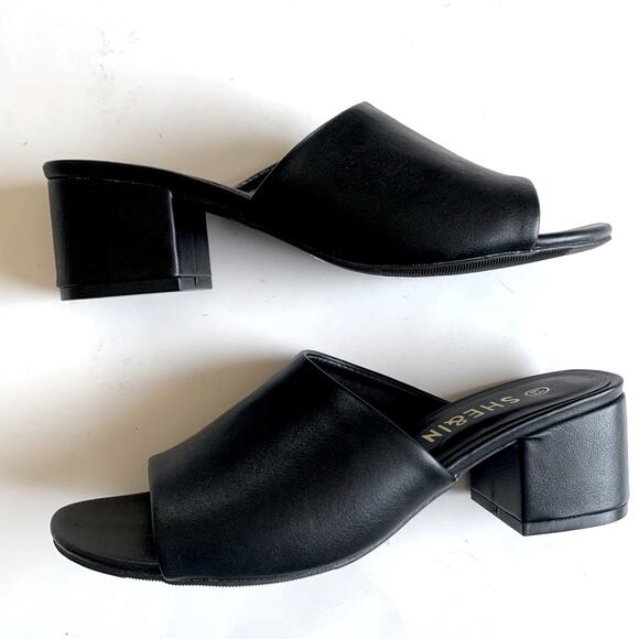 She & In Black Slip On Block Heel Sandal - Picture 3 of 8